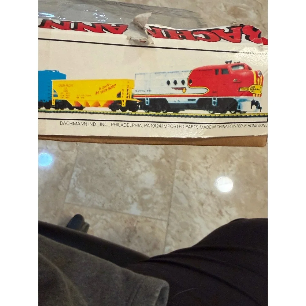 Bachmann HO Scale Diesel Express Electric Train Set Complete‎ Ready to Run Vintg